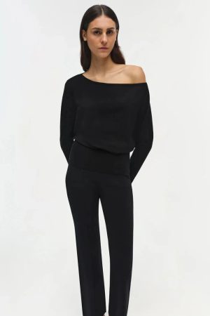 Lavina Off Shoulder Sweater Black